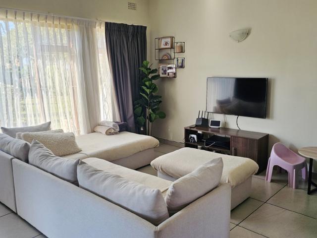 Apartment for sale in Uvongo, Hibiscus Coast Local Municipality