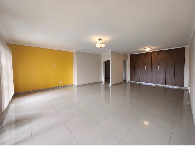 Apartment for sale in Ugu District Municipality, Kwazulu-natal