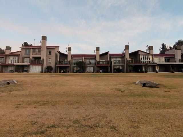 Apartment for sale in Oranjeville, Free State
