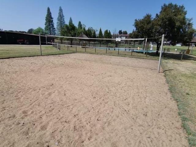 Apartment for sale in Oranjeville, Free State