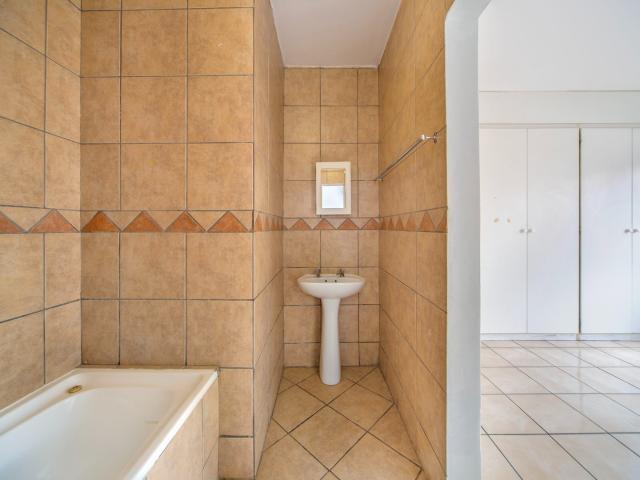 Apartment for sale in Tembisa, Gauteng