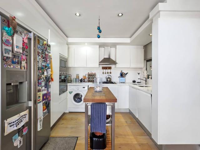 Apartment for sale in Cape Town, Western Cape