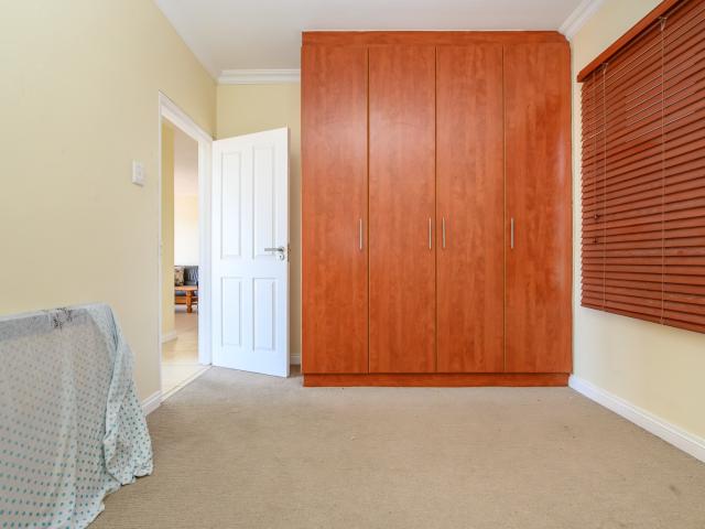 Apartment for sale in Port Elizabeth, Eastern Cape