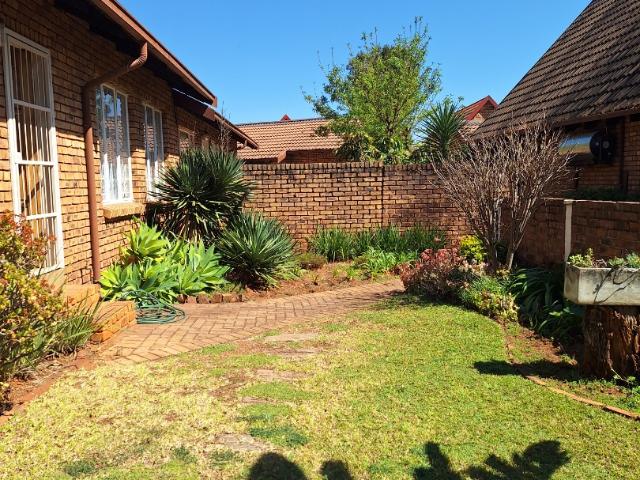 Apartment for sale in Waterkloof, Gauteng
