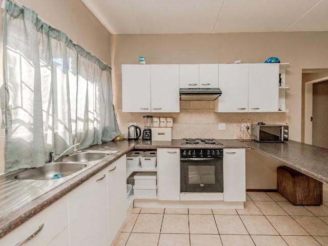 Apartment for sale in Nooitgedacht, Gauteng