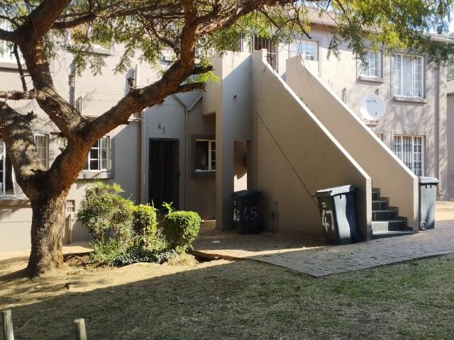 Apartment for sale in Nooitgedacht, Gauteng