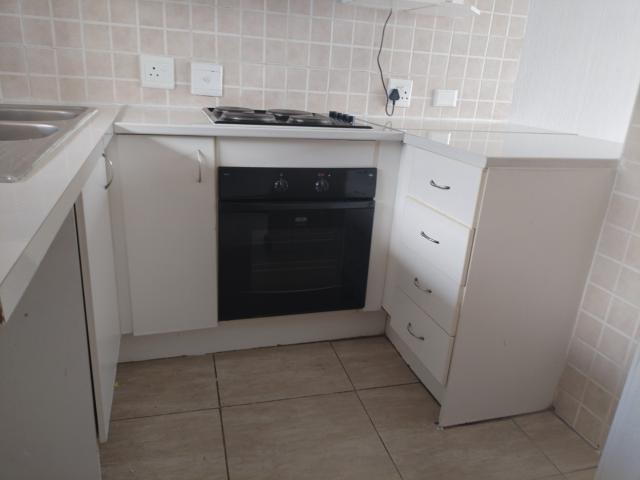 Apartment for sale in Nooitgedacht, Gauteng