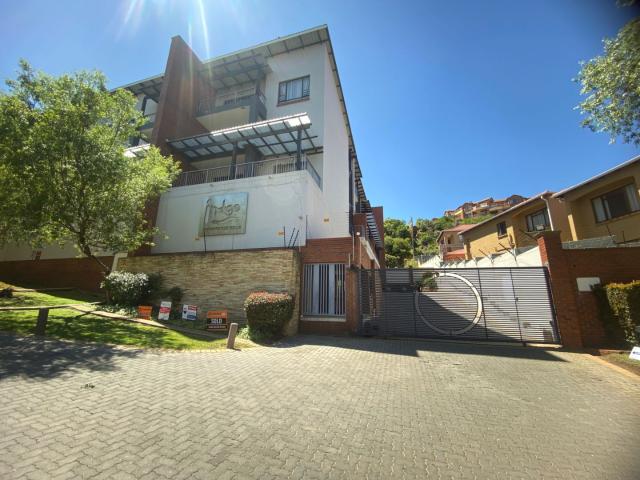 Apartment for sale in Vosloorus, Gauteng