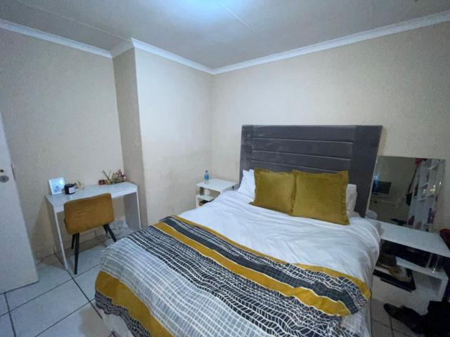 Apartment for sale in Vosloorus, Gauteng
