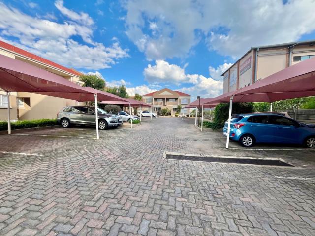 Apartment for sale in Vosloorus, Gauteng