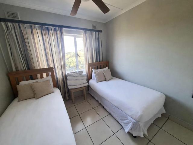 Apartment for sale in Kingsburgh, Kwazulu-natal