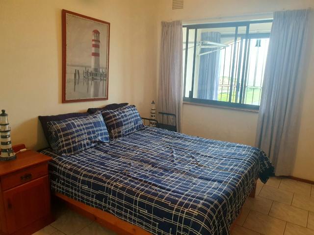 Apartment for sale in Kingsburgh, Kwazulu-natal