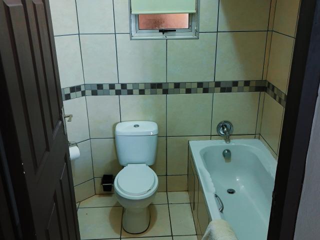 Apartment for sale in Kingsburgh, Kwazulu-natal