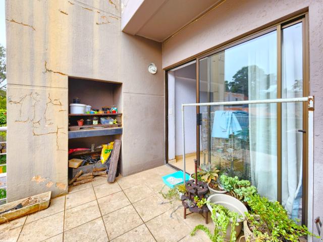 Apartment for sale in Alexandra, Gauteng