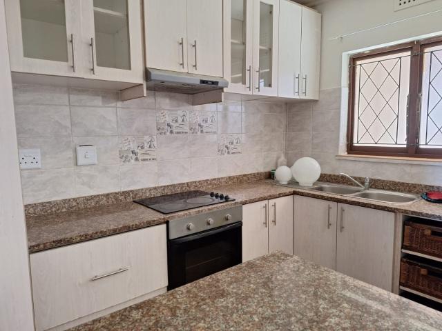 Apartment for rent in Kingsburgh, Kwazulu-natal