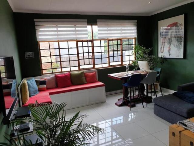 Apartment for rent in Waterkloof, Gauteng