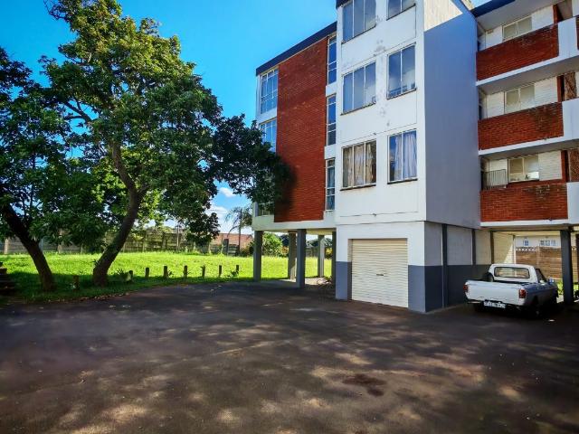 Apartment for rent in Seaview, Kwazulu-natal