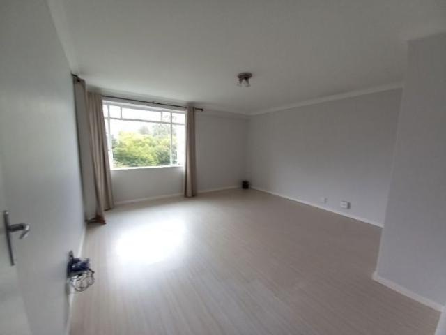 Apartment for rent in Claremont, Cape Town