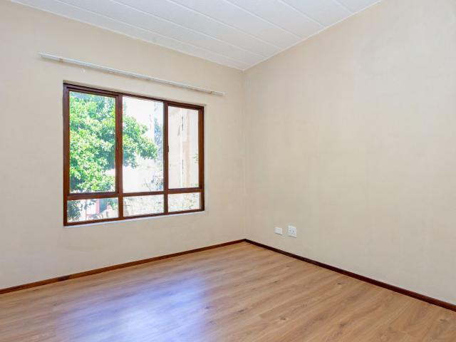 Apartment for rent in Douglasdale, Randburg