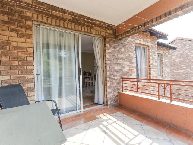 Apartment for rent in Equestria, Gauteng