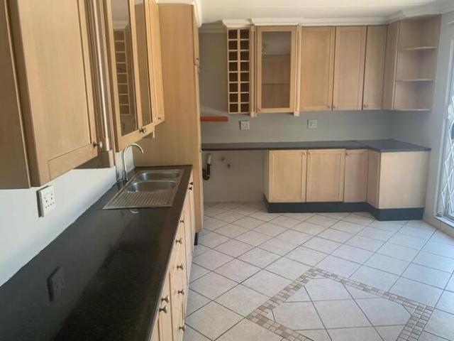 Apartment for rent in Farrarmere, Ekurhuleni