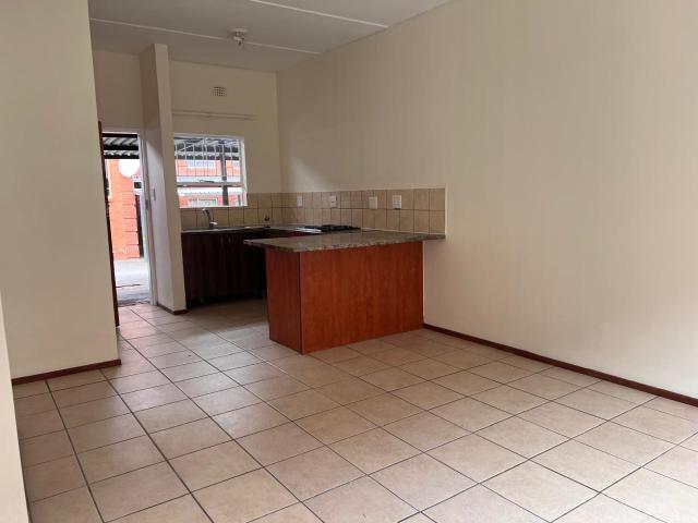 Apartment for rent in Nooitgedacht, Gauteng