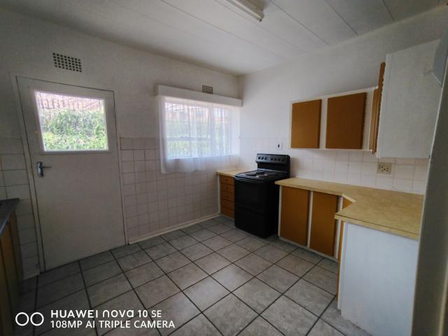 Apartment for rent in Mohlakeng, Gauteng
