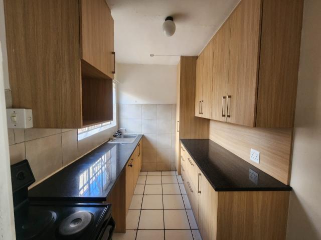 Apartment for rent in Mohlakeng, Gauteng