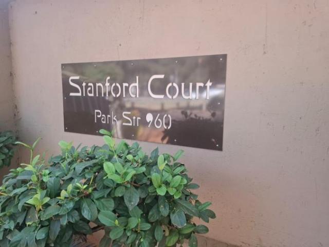 Apartment for rent in Waterkloof, Gauteng