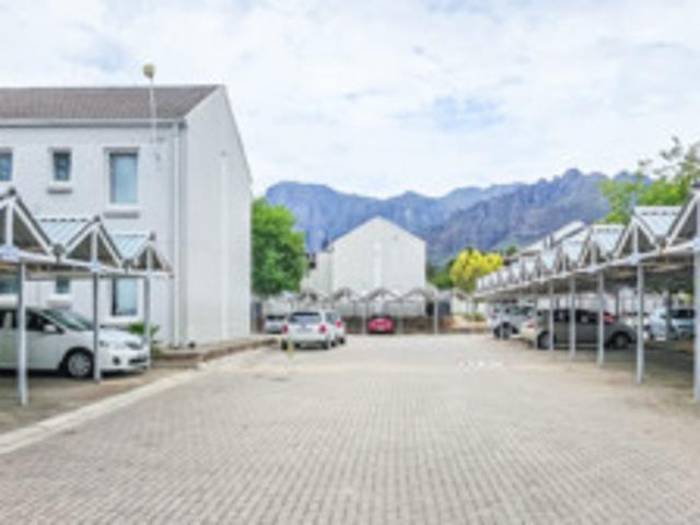 Apartment for rent in Onverwacht, Western Cape