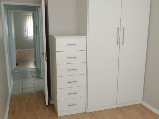 Apartment for rent in Queensburgh, Kwazulu-natal