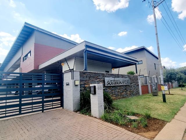 Apartment for rent in Waterkloof, Gauteng