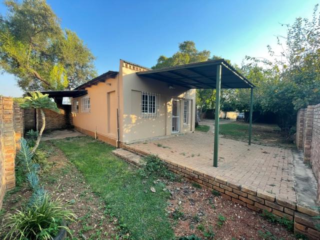 Apartment for rent in Olievenhoutbos, Gauteng
