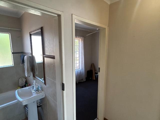 Apartment for rent in Waterkloof, Gauteng