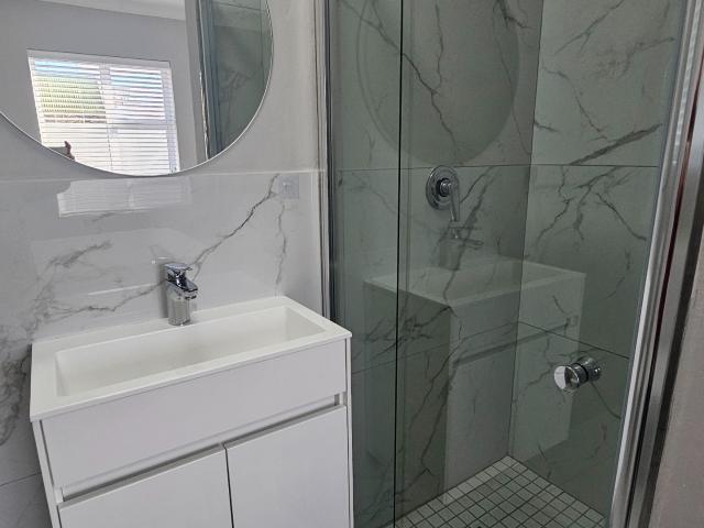 Apartment for rent in West Coast, Britannia Bay