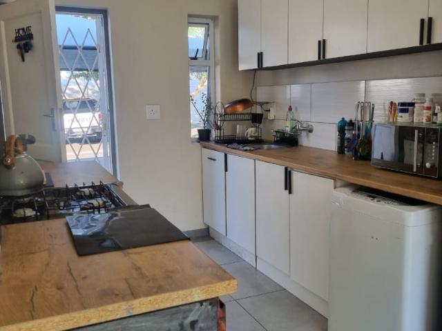Apartment for rent in Onverwacht, Western Cape
