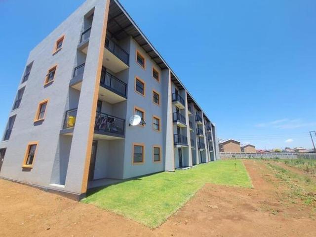 Apartment for rent in Protea Glen, Soweto