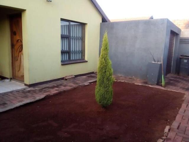 Apartment for rent in Protea Glen, Soweto