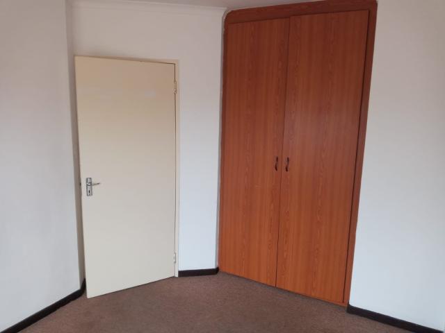 Apartment for rent in Mohlakeng, Gauteng