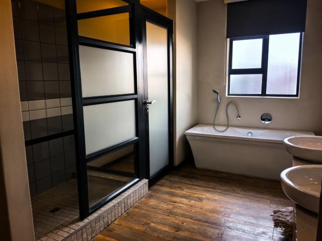 Apartment for rent in Rosebank, Gauteng