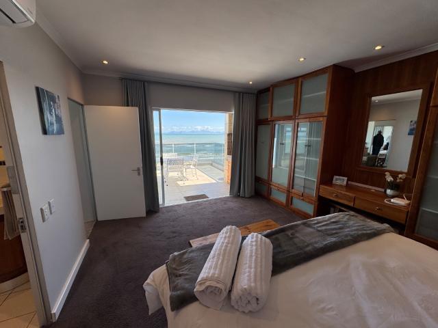 Apartment for rent in Strand, Western Cape
