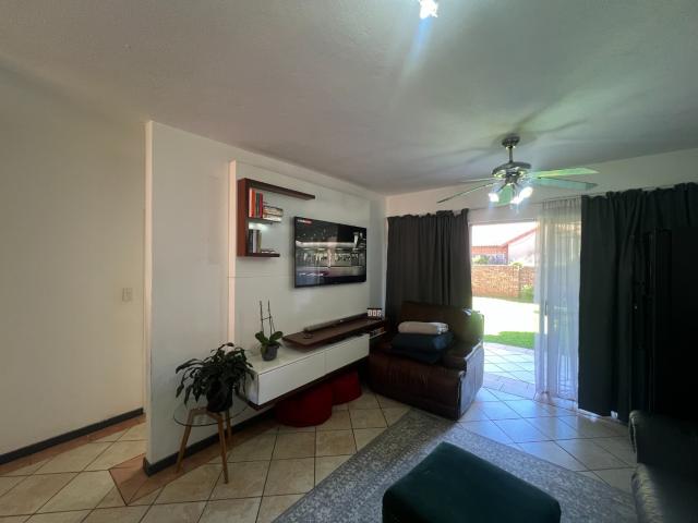 Apartment for rent in Equestria, Gauteng