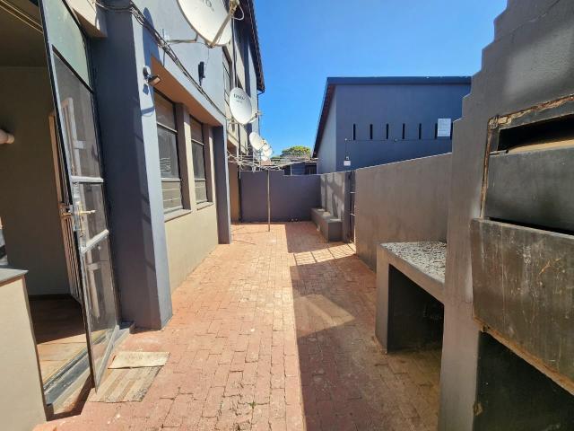 Apartment for rent in Waterkloof, Gauteng