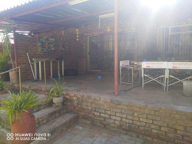Apartment for rent in Dr Ruth Segomotsi Mompati District Municipality, North West