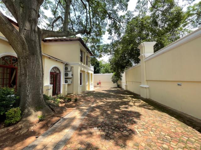 Apartment for rent in Waterkloof, Gauteng