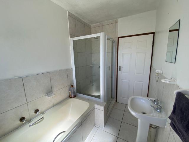 Apartment for rent in Bushmans River Mouth, Eastern Cape