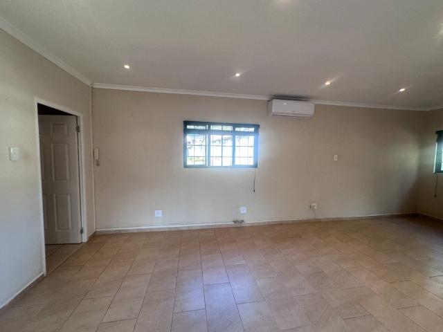 Apartment for rent in Seaview, Kwazulu-natal
