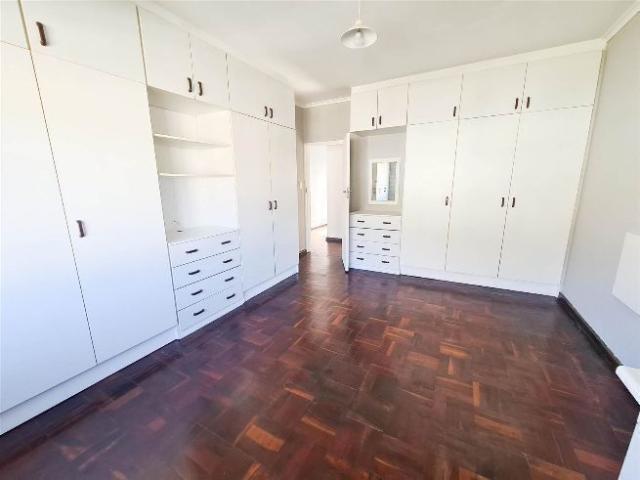 Apartment for rent in Woodstock, Cape Town