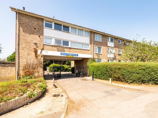 Apartment for rent in Dee Park, Reading