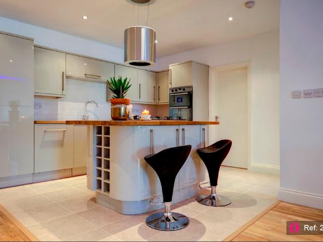 Apartment for rent in Battersea, Greater London
